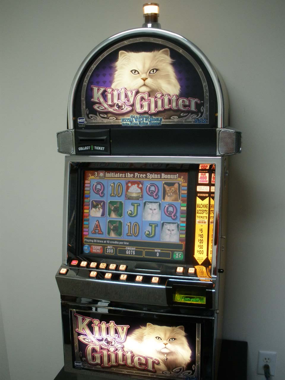 Screenshot of the Kitty Glitter slot by IGT