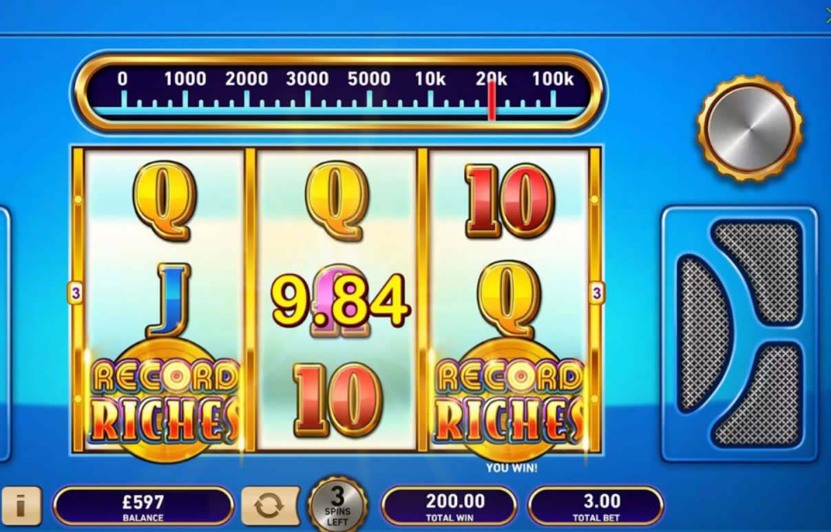 Screenshot of the Record Riches slot by Playtech